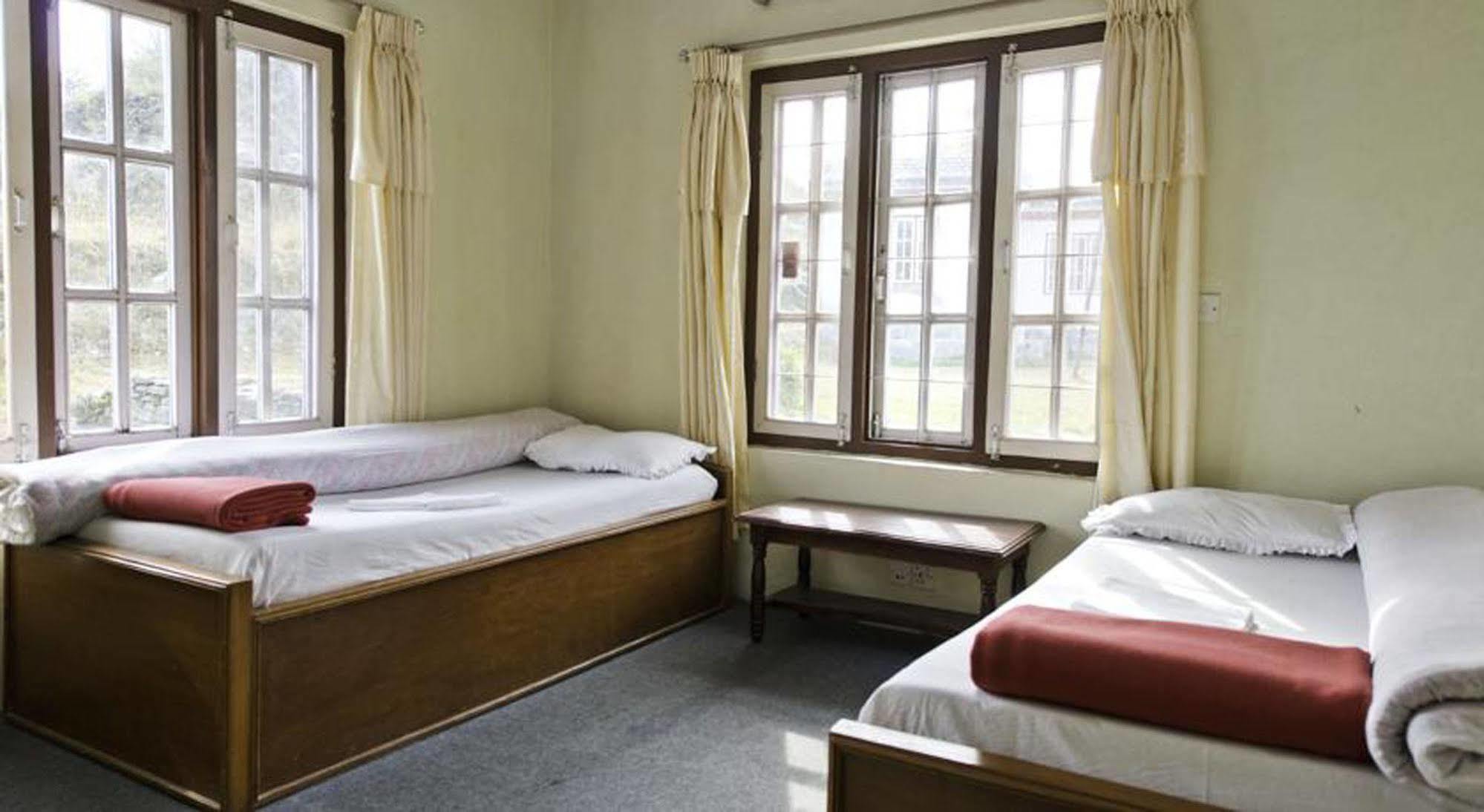 Sarangkot Sherpa Resort P Ltd Pokhara Eksteriør bilde